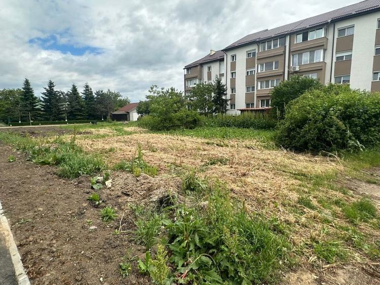 Teren Construcții intravilan de 454 mp, în Ghermănești