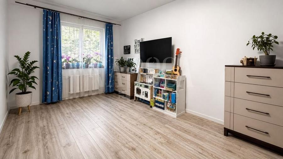 Apartament cu 2 camere decomandat în Florești