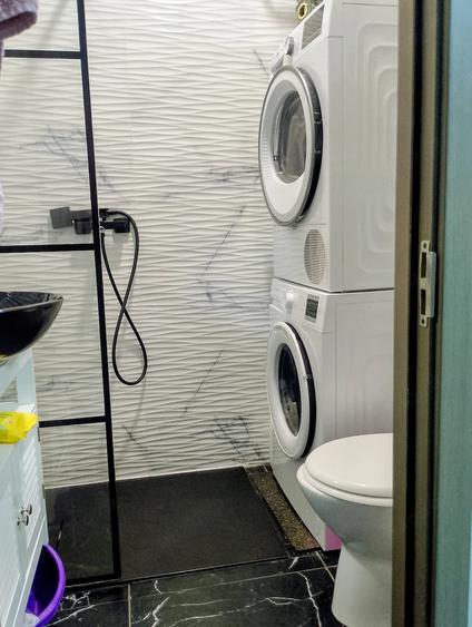 Apartament cu 2 camere decomandat în Take Ionescu