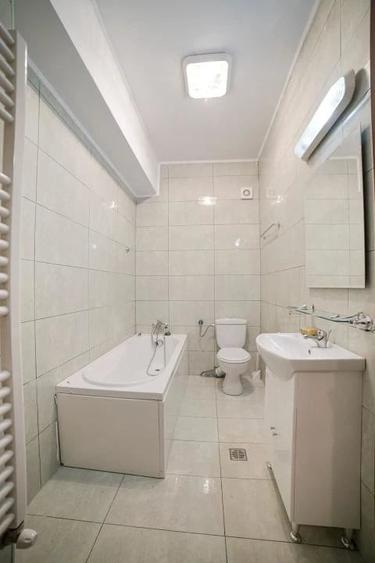 Apartament cu 2 camere semidecomandat în Ferentari