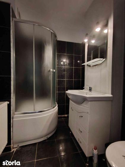 Apartament cu 2 camere semidecomandat în Micro 9