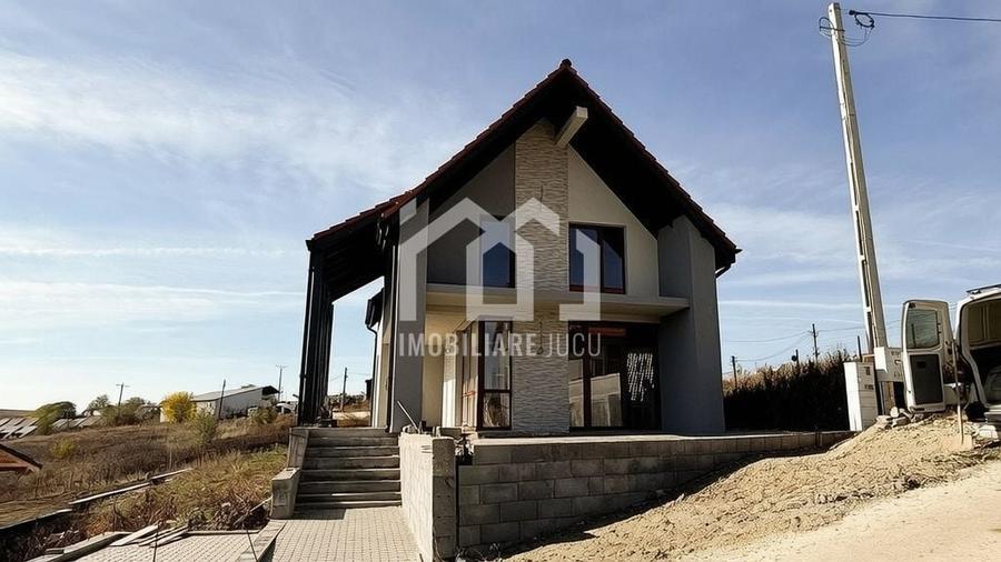 Casă individuală cu 4 camere cu Teren 800 Mp în Jucu de Sus