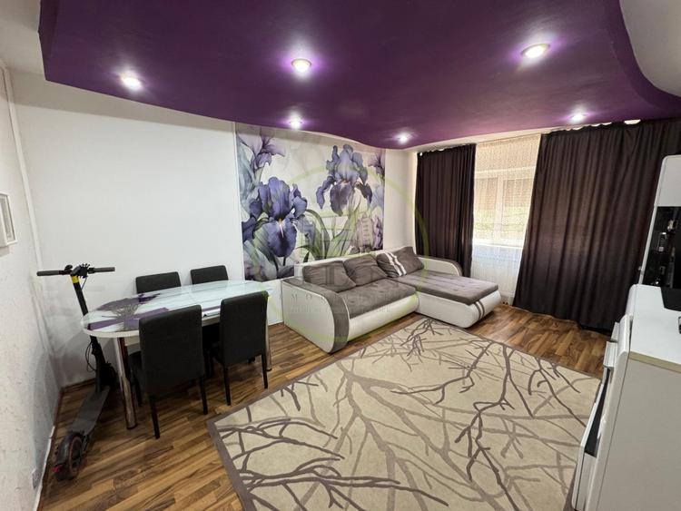 Apartament cu 3 camere decomandat, mobilat în Valea Rosie
