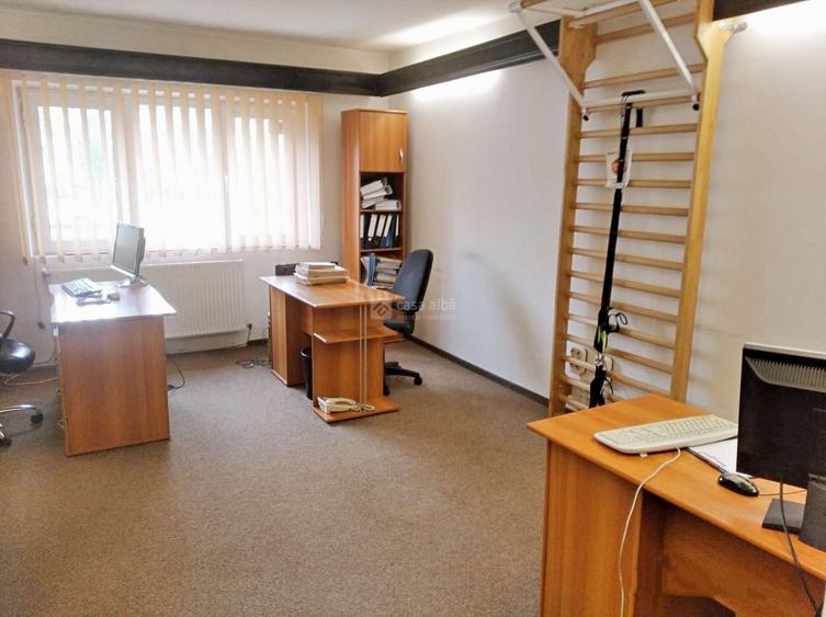 Apartament cu 4 camere decomandat în Păcurari