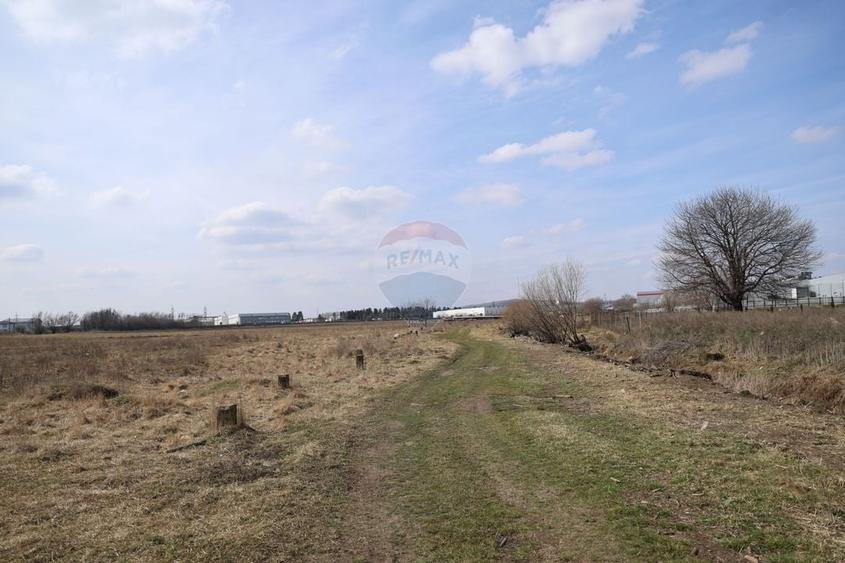 Teren Construcții intravilan de 2900 mp, în Șcheia