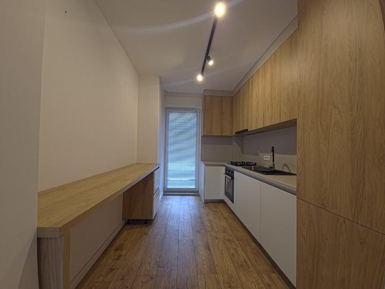 Apartament cu 2 camere decomandat, mobilat în Dacia