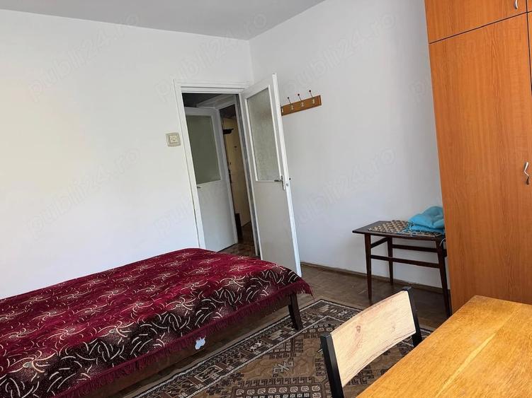 Apartament cu 3 camere decomandat în Grigorescu