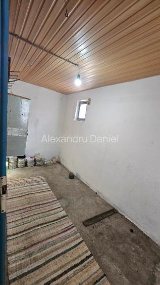Vând casă în sat Amaru, comuna Amaru