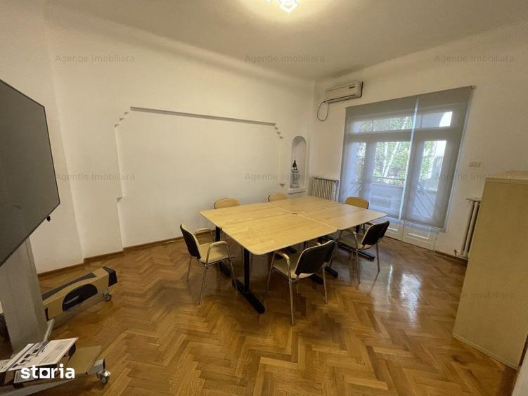 Casă cu Teren 100 Mp în Eminescu