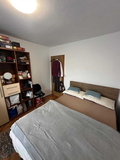 Apartament cu 2 camere decomandat în Exterior Vest