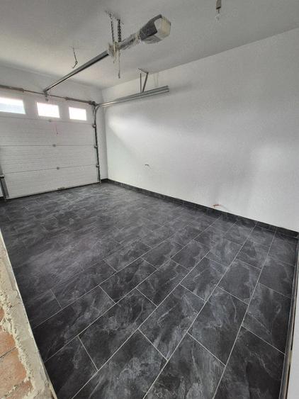 Casă cu Teren 238 Mp în Sânandrei