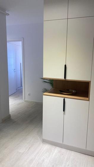 Apartament cu 2 camere decomandat, mobilat în Industriilor