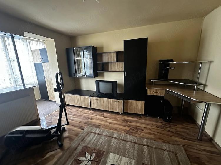 Apartament cu 2 camere decomandat în Ultracentral