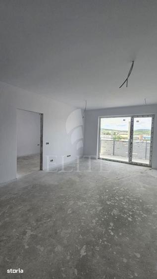Apartament cu 2 camere semidecomandat în Mărăști