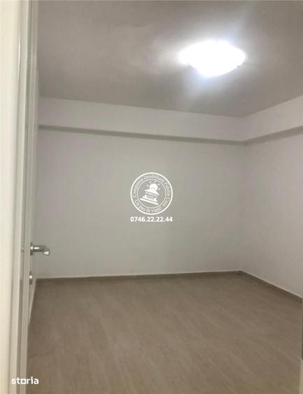Apartament cu 4 camere, mobilat în Hlincea