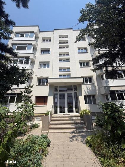 Apartament cu 3 camere decomandat în Nicolae Bălcescu