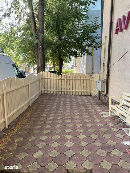 Casă cu 4 camere cu Teren 80 Mp în Central