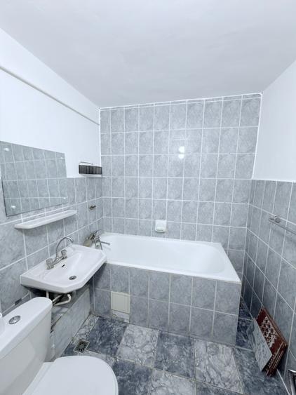 Apartament cu 4 camere în Ultracentral