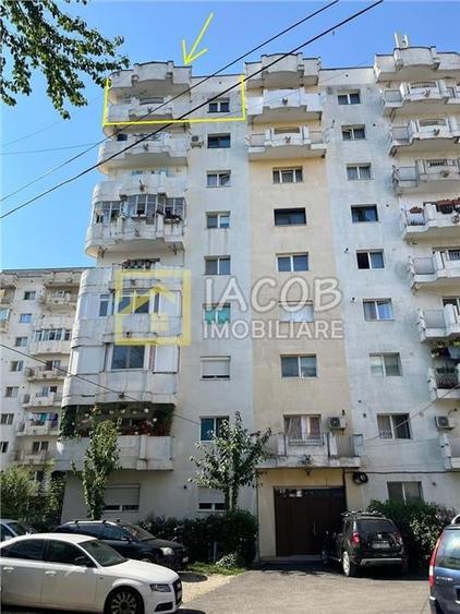 Apartament cu 3 camere decomandat în Narcisa