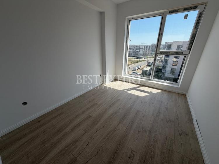 Apartament cu 3 camere semidecomandat în Theodor Pallady