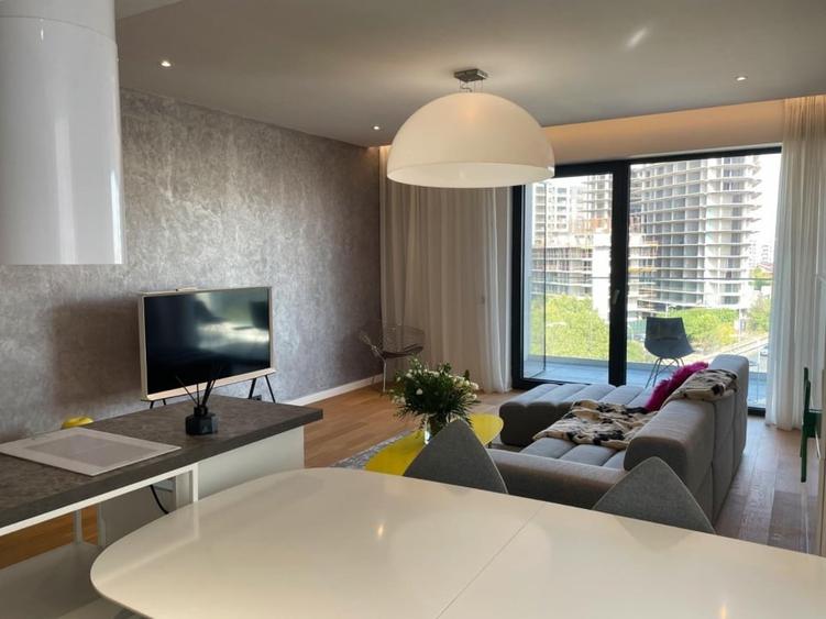 Apartament cu 3 camere, mobilat în Herăstrău