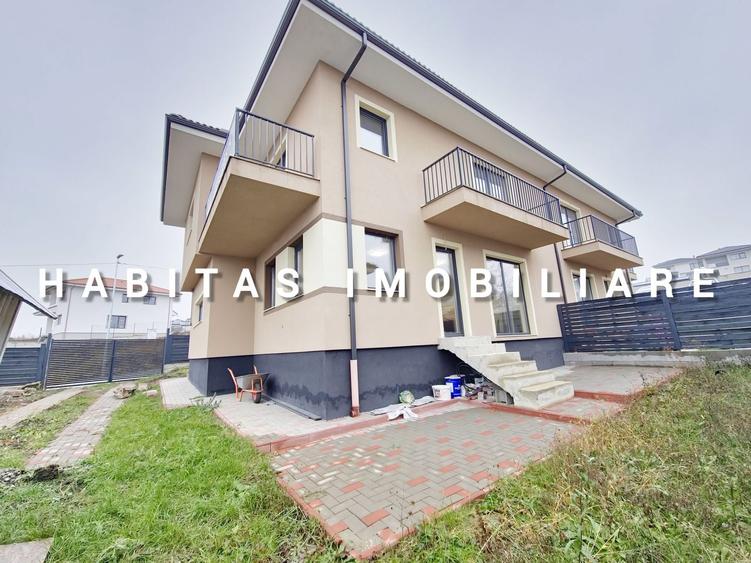 Duplex cu 4 camere cu Canalizare în Dezmir