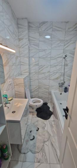 Apartament cu 2 camere decomandat în Exterior Vest