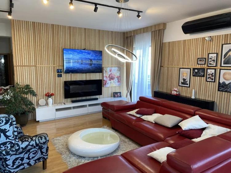 Apartament cu 4 camere semidecomandat în Mănăștur