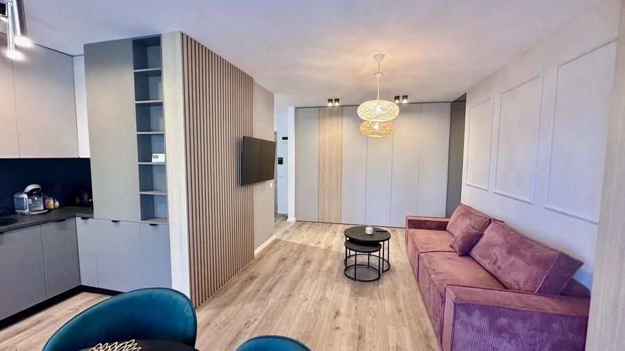 Apartament cu 2 camere decomandat, mobilat în Plopilor