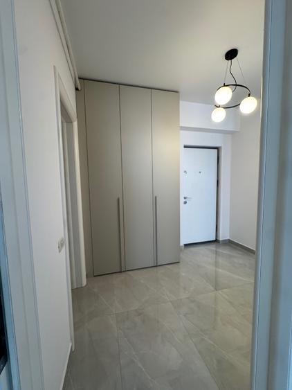 Apartament cu 2 camere decomandat, mobilat în Parcul Carol