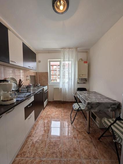 Oportunitate de investitie! Apartament 1 camera, et intermediar, mobilat, zona EROILOR - 11