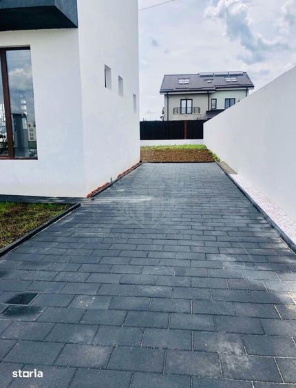 Casă cu 3 camere cu Teren 500 Mp în Albert