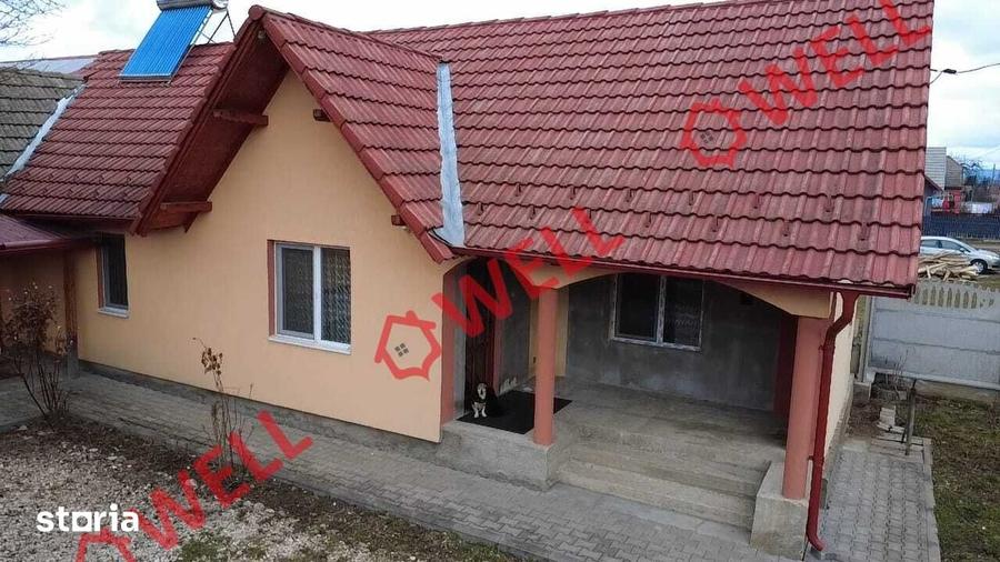 Casă cu 4 camere cu Teren 3233 Mp în Central