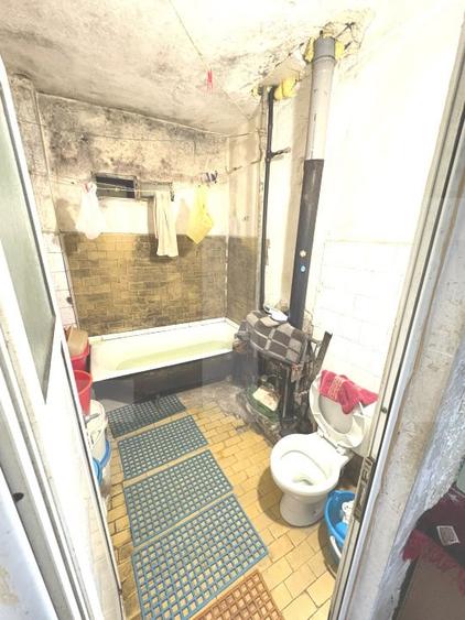 Apartament cu 3 camere decomandat, mobilat în Sud-Vest