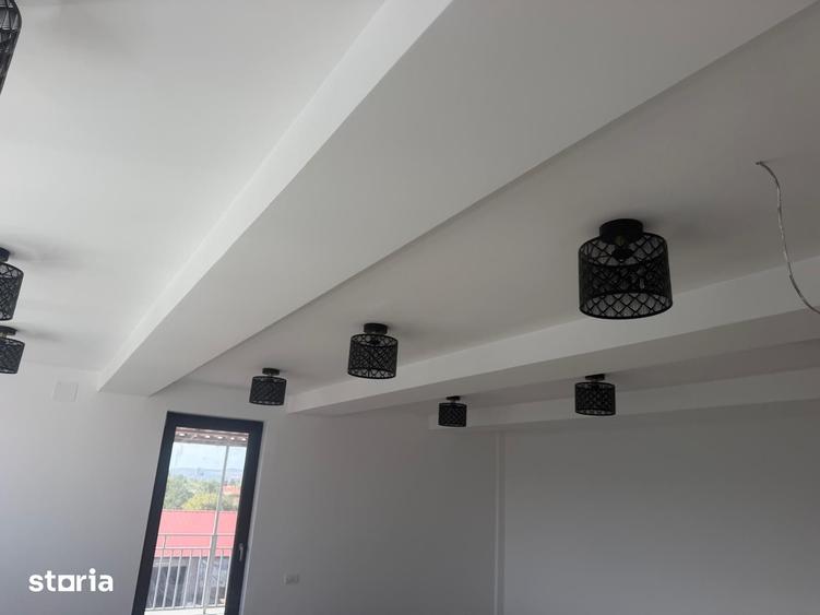 Spațiu comercial, de 485 mp, în Exterior Vest
