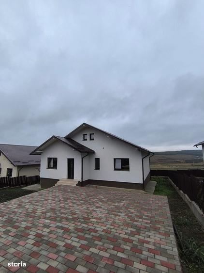 Casă cu 4 camere în Miroslava