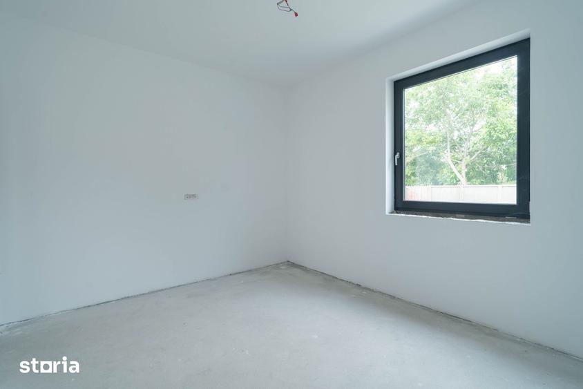 Casă cu 3 camere cu Teren 275 Mp în Vladimirescu