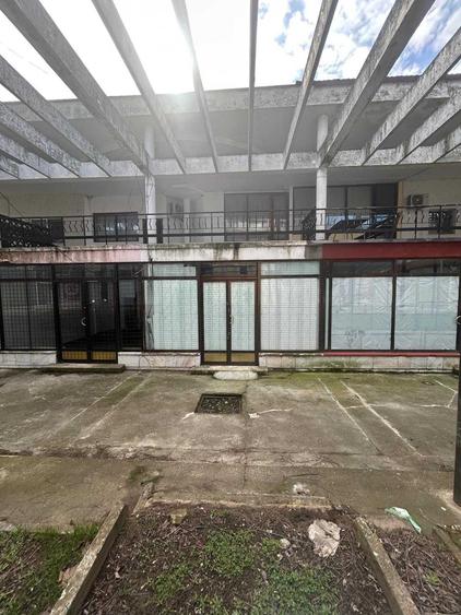 Spațiu comercial, de 50 mp, în Palazu Mare