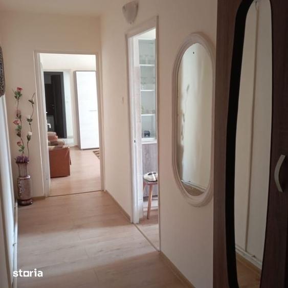 Apartament cu 2 camere nedecomandat în Tolstoi