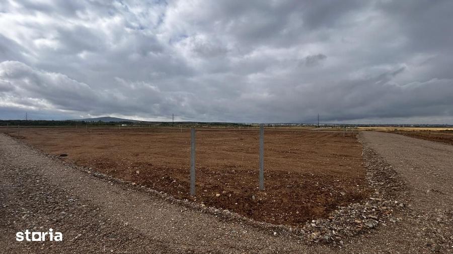 Teren de 500 mp, în Sânmartin