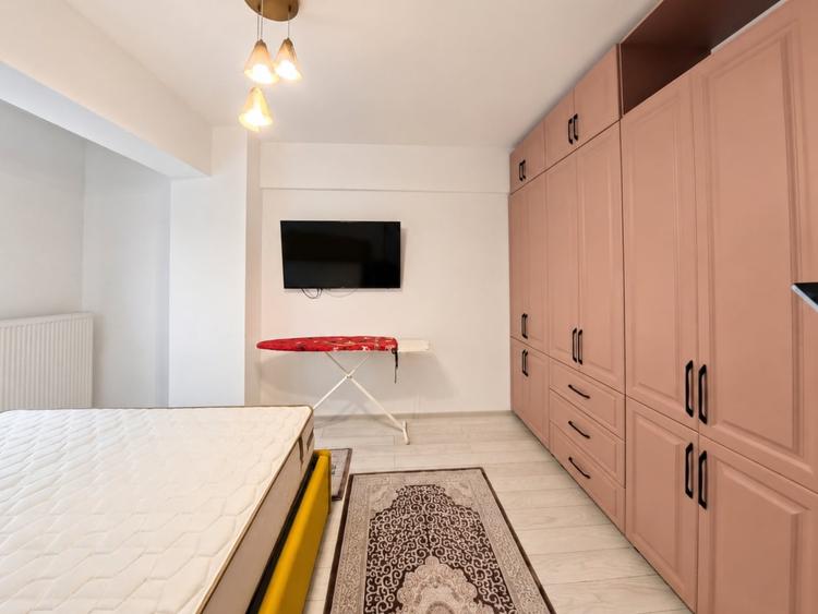 Apartament cu 3 camere decomandat, mobilat în Nord