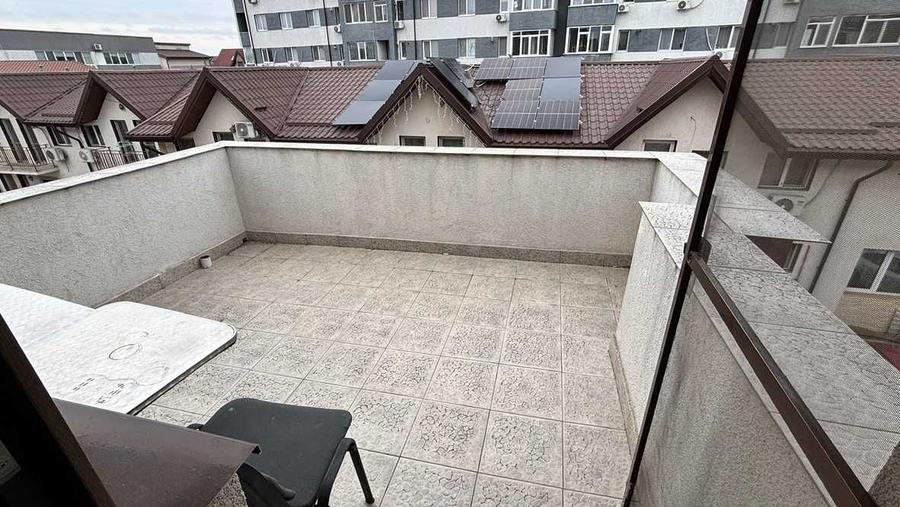 Apartament cu 3 camere decomandat în Chiajna