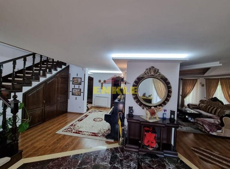 Casă individuală cu 4 camere cu Canalizare în Cătămărești-Deal