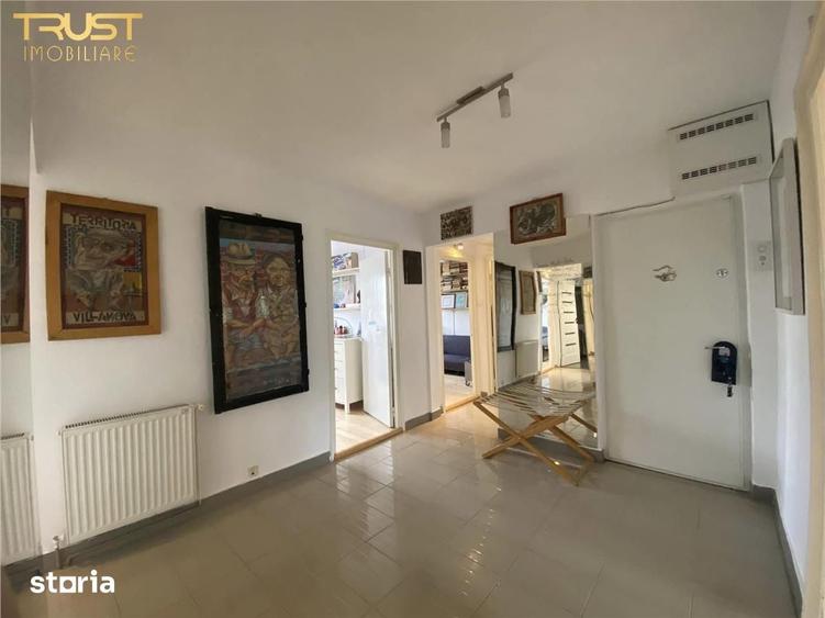 Apartament cu 4 camere decomandat în Grigorescu