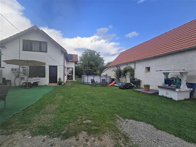 Casă cu 5 camere cu Piscina în Dridif