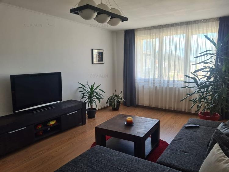 Apartament cu 3 camere decomandat în Griviței