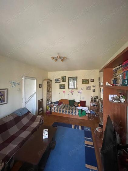 Apartament cu 2 camere semidecomandat în Sud