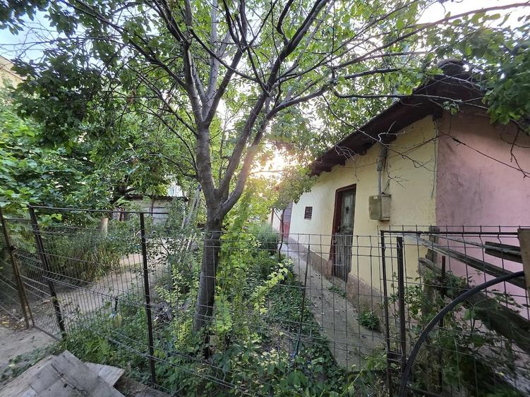 Teren de 1094 mp, în Hârșova