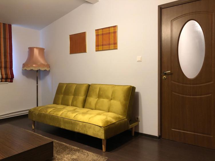 Apartament cu 2 camere decomandat în Spitalul Județean