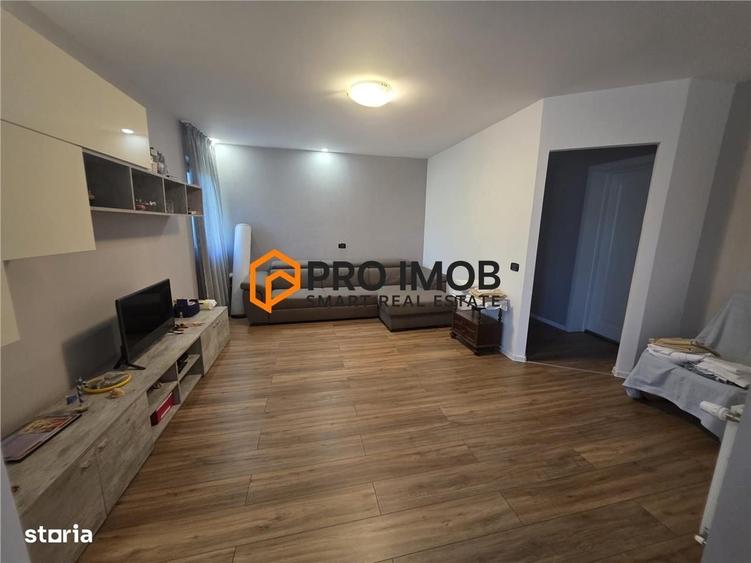 Casă cu 4 camere decomandat în Milcovul